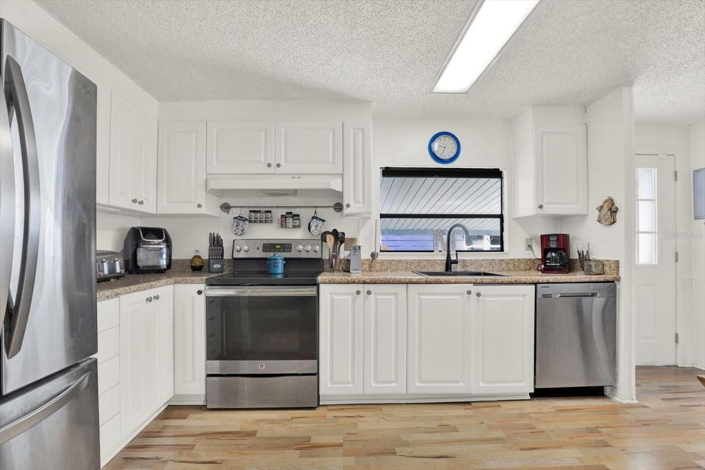 Photo of 4865 Goldenview Lane, Lakeland, FL 33811 (MLS # TB8410808)