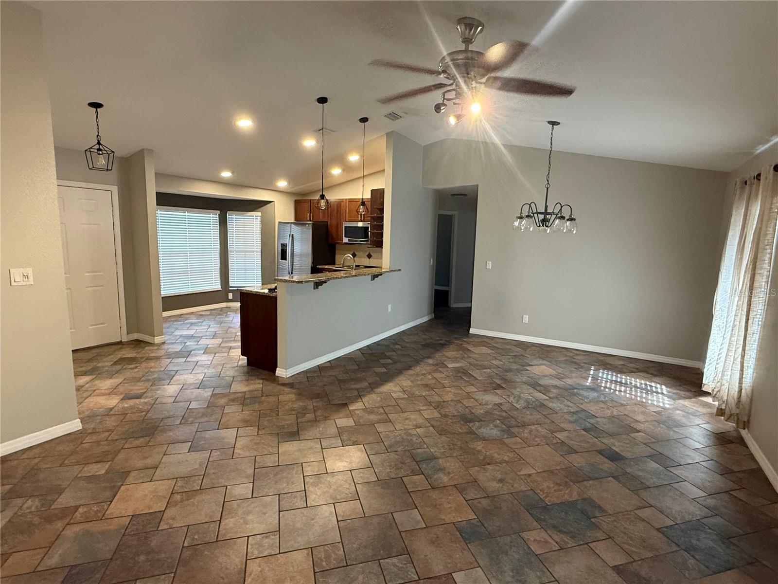 TANGLEWOOD VILLAGE - Residential Lease