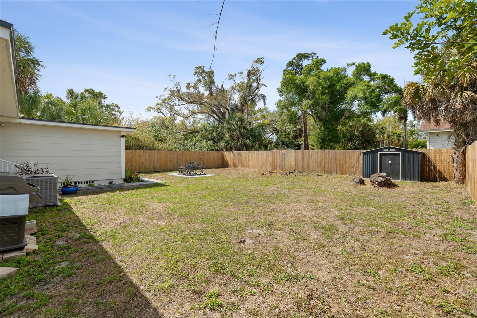 ARMSTRONG ACRES - Residential