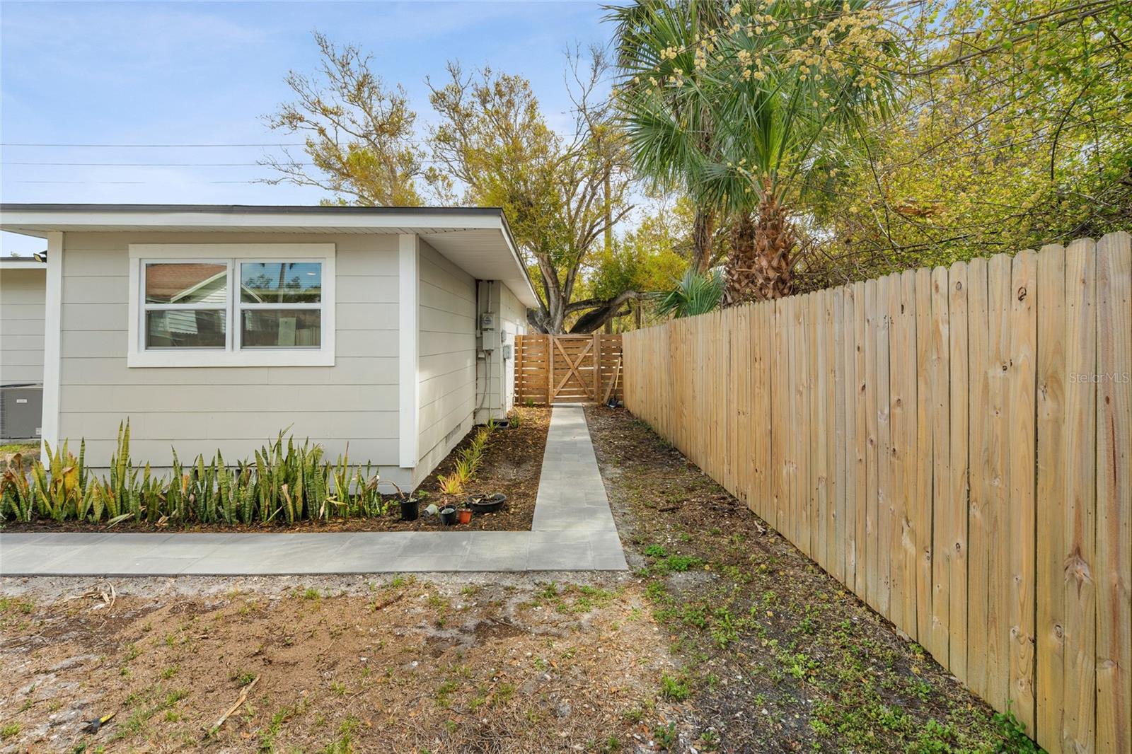 ARMSTRONG ACRES - Residential