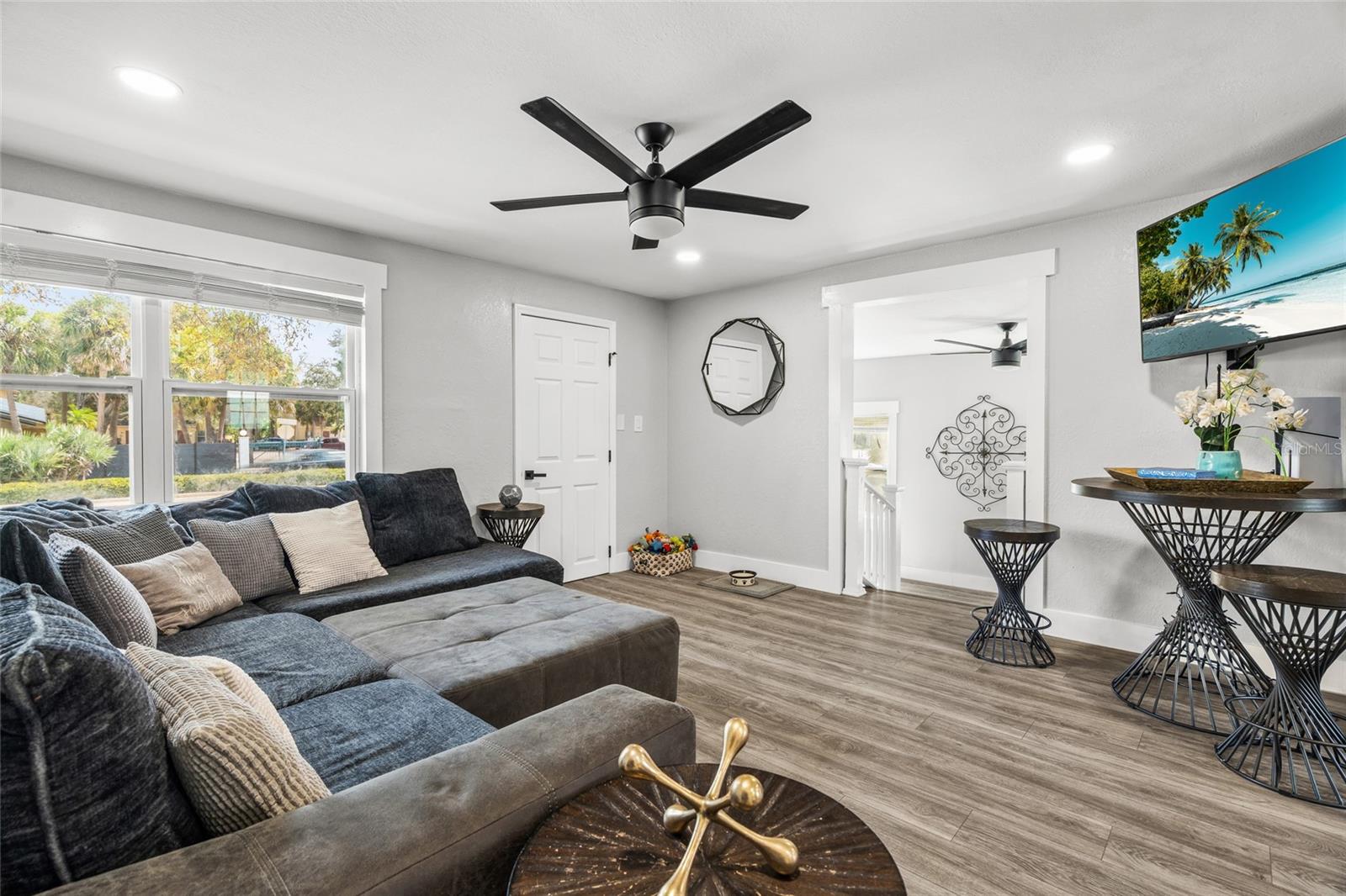 ARMSTRONG ACRES - Residential