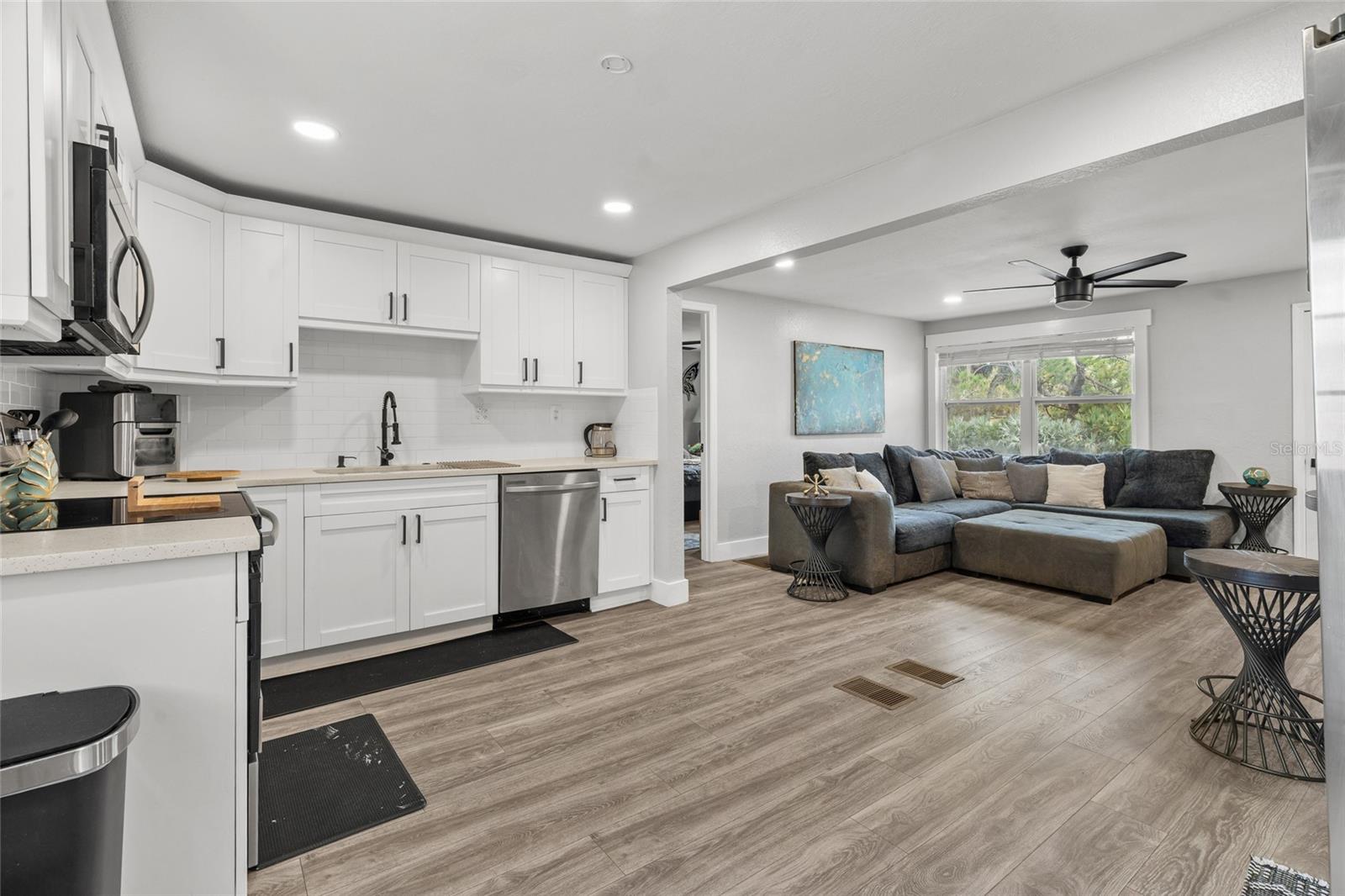 ARMSTRONG ACRES - Residential