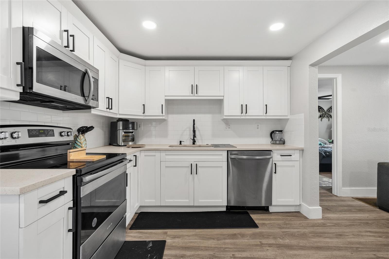 ARMSTRONG ACRES - Residential