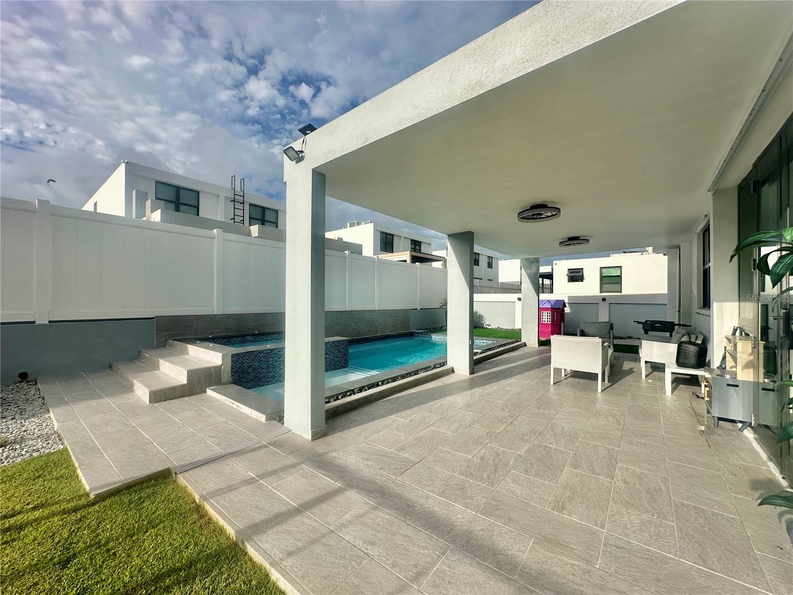LOS SUENOS CIUDAD JARDIN - Residential