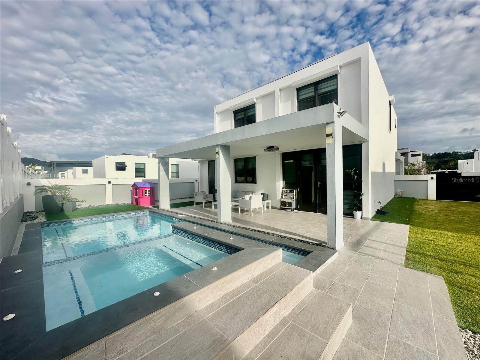 LOS SUENOS CIUDAD JARDIN - Residential