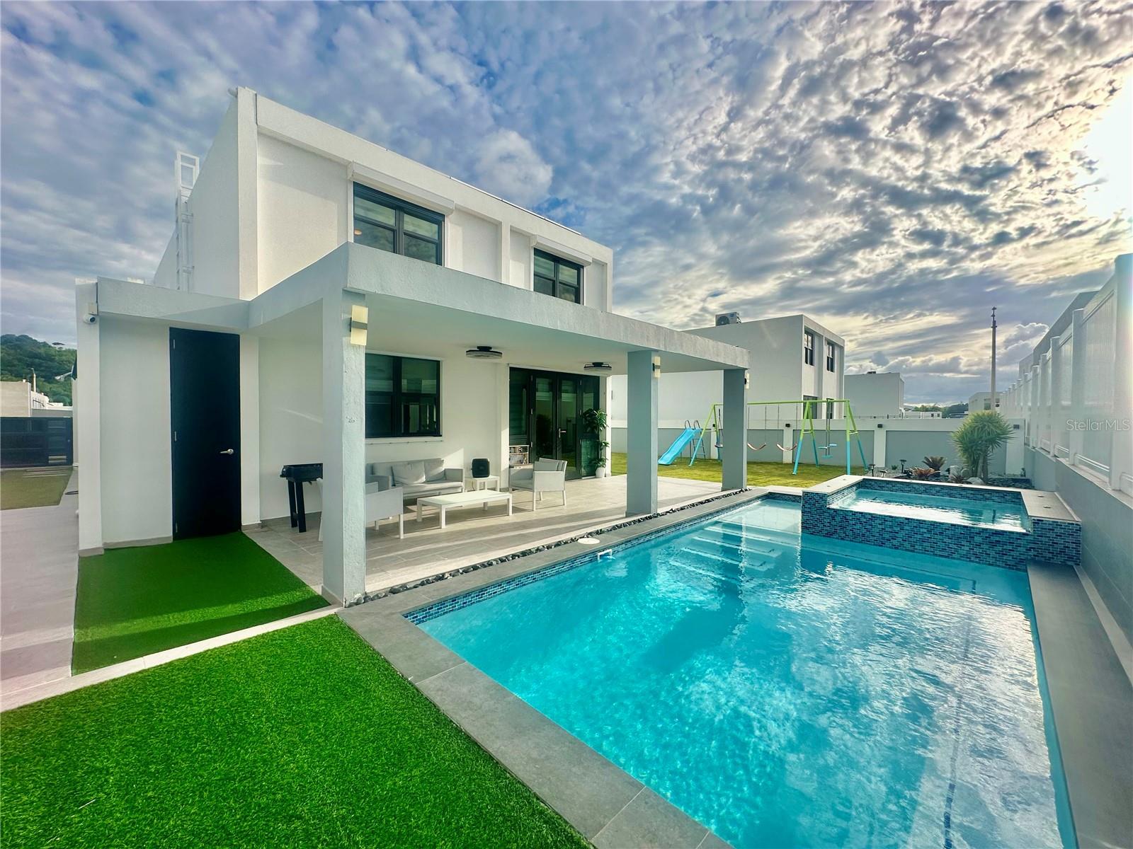 LOS SUENOS CIUDAD JARDIN - Residential