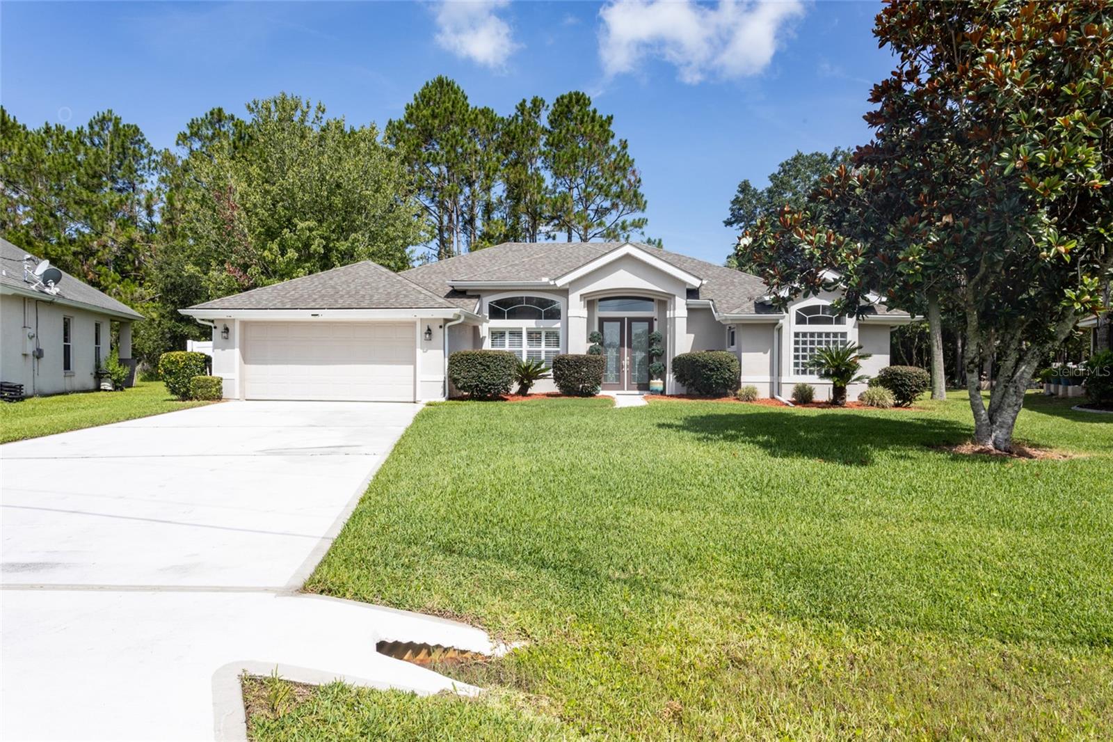 7 LEWIS SHIRE WAY