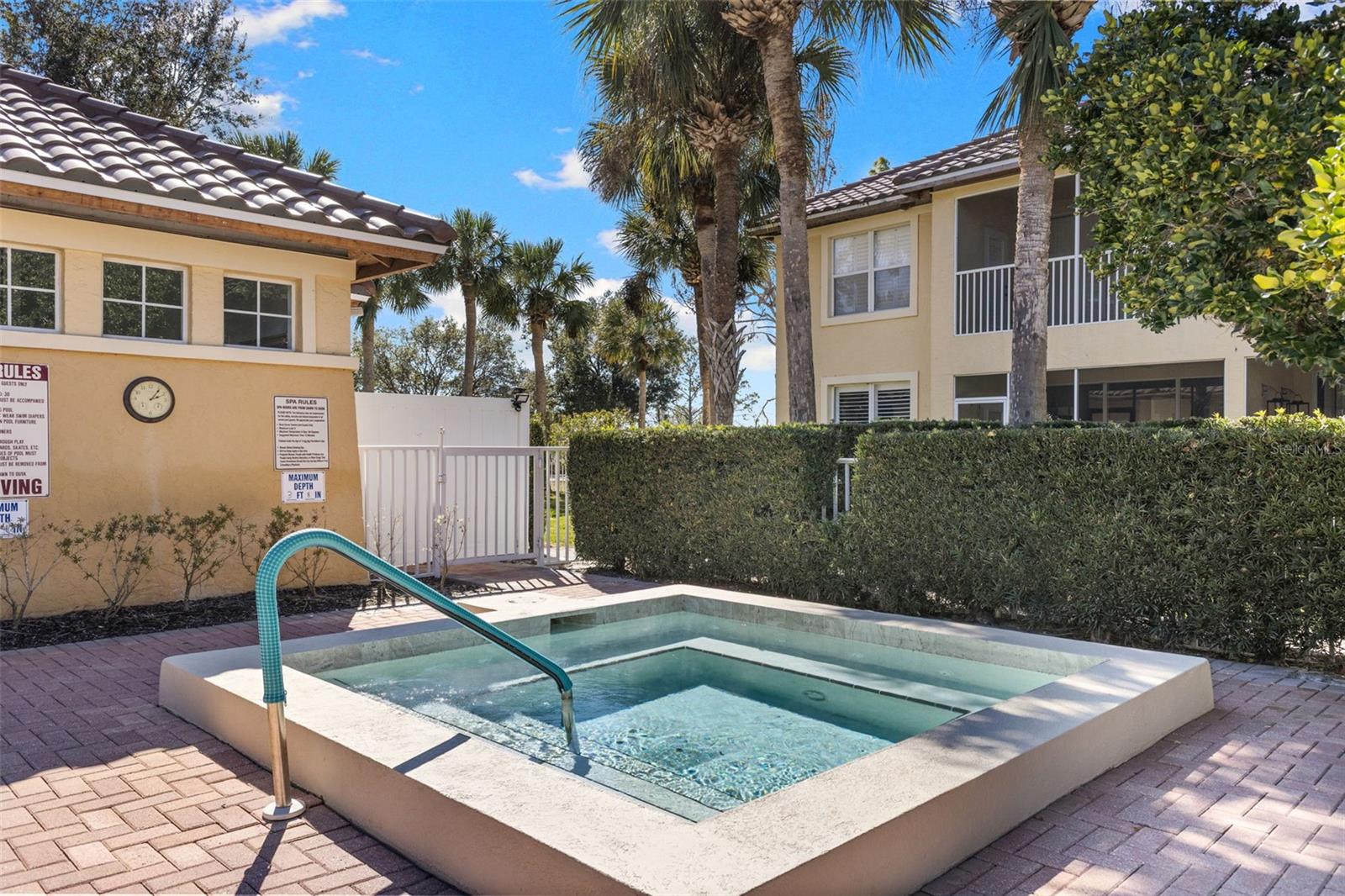 BOCA GROVE - Residential