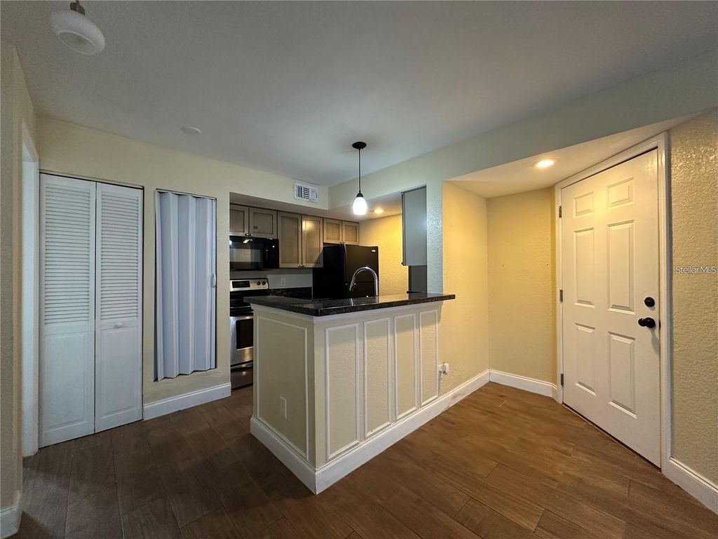 Photo of 5108 Conroy Road #1713, Orlando, FL 32811 (MLS # S5143508)