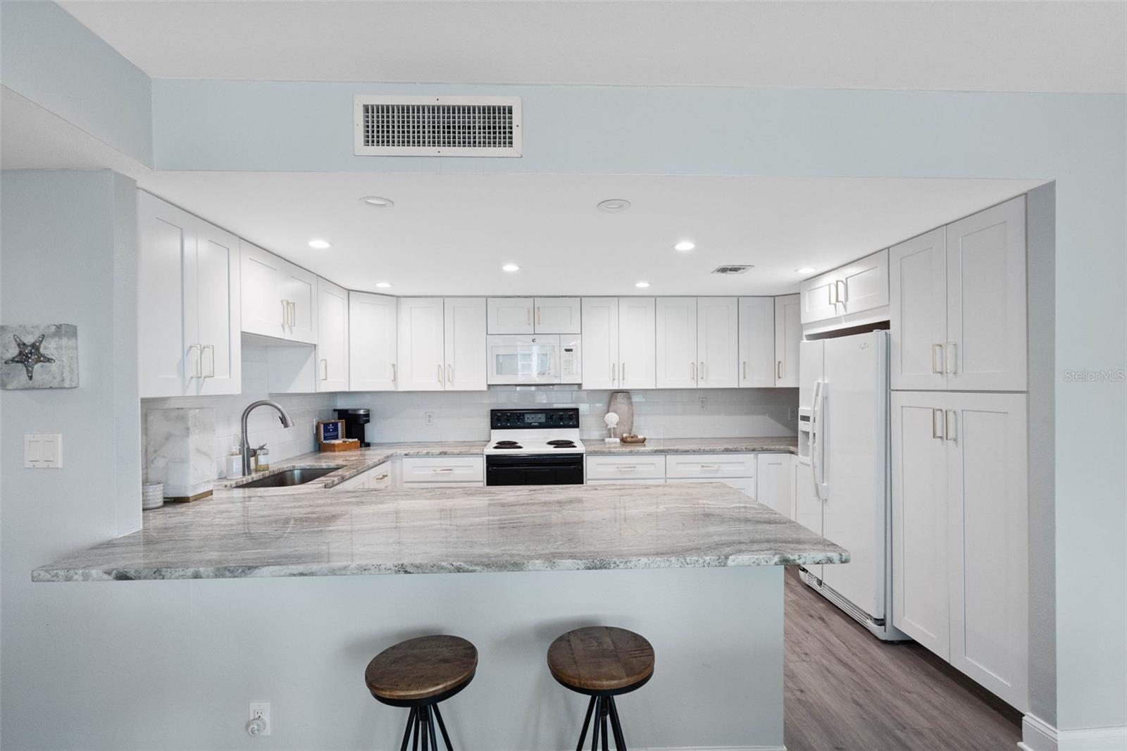 SAND KEY CONDO-SOUTH BEACH 2 - Residential