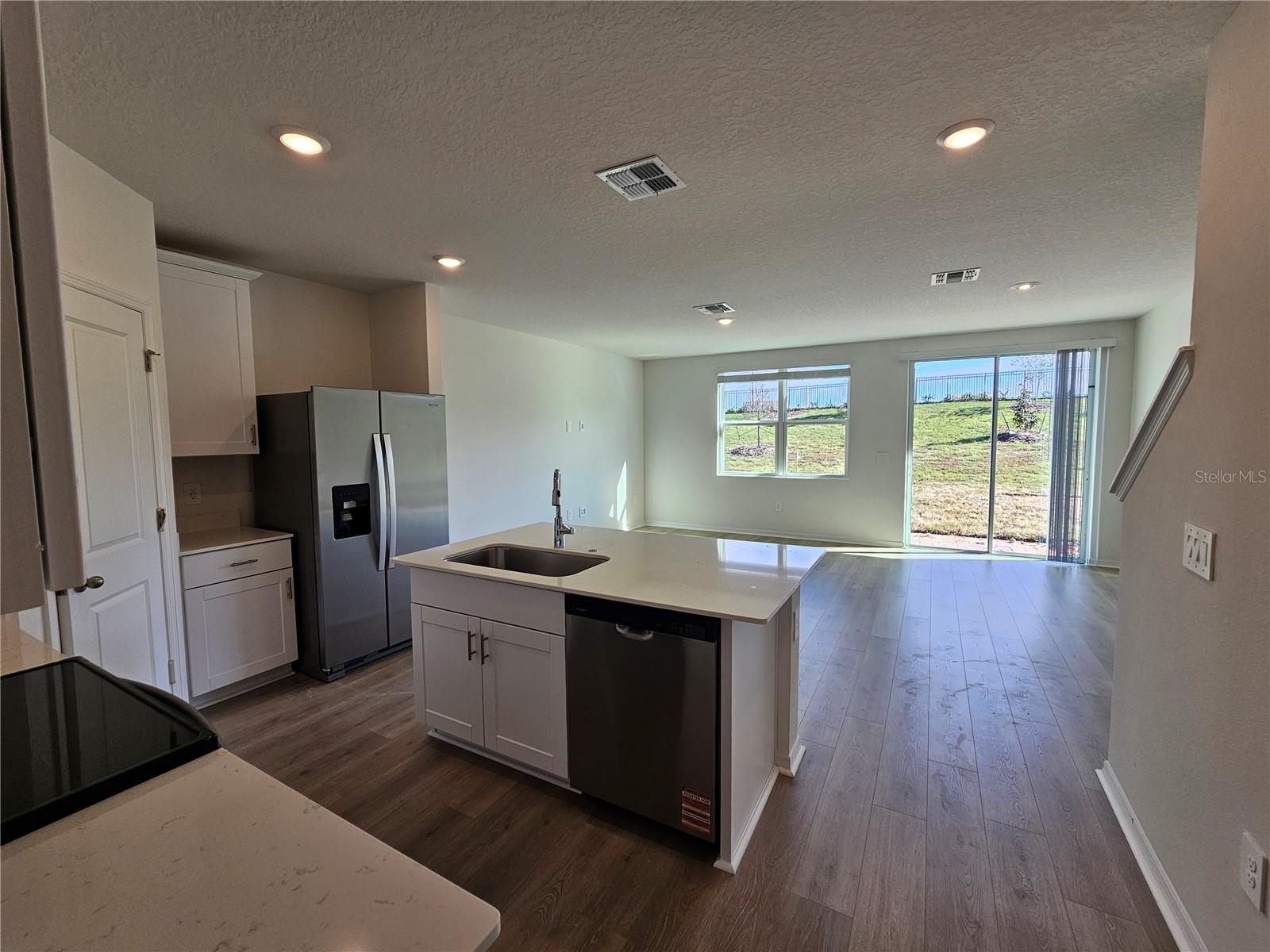 RESERVES AT HAMMOCK OAKS PHASE 1B - Residential