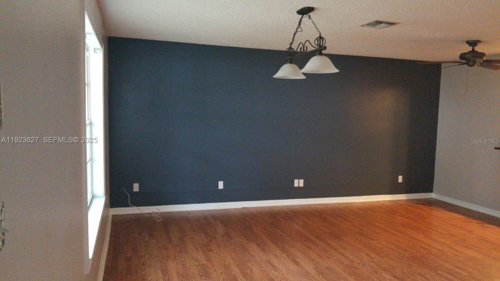 THATCHERS LANDING CONDO 03 - Residential Lease