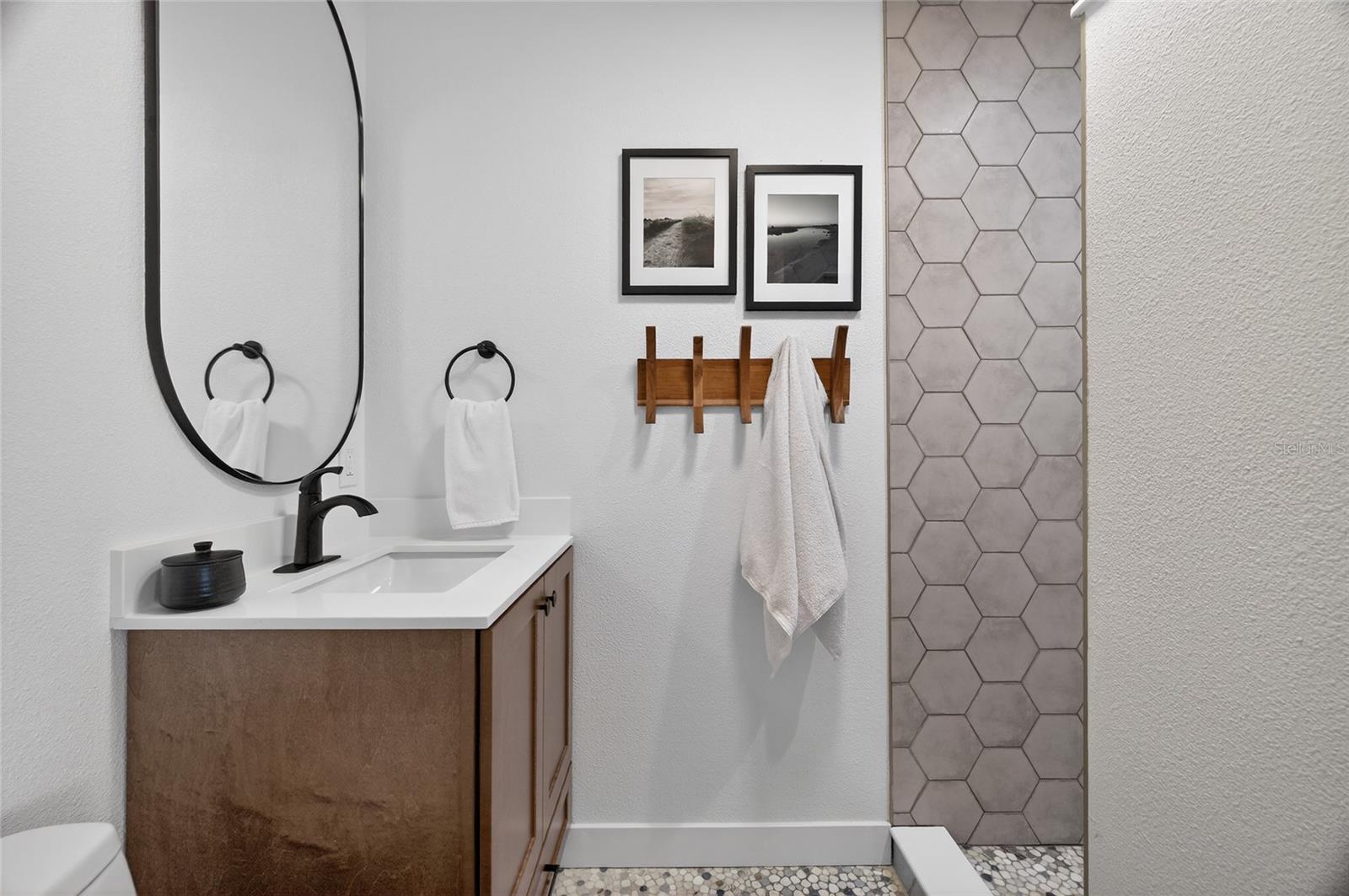 HARBOR VIEW VILLAS 4TH ADD - Residential