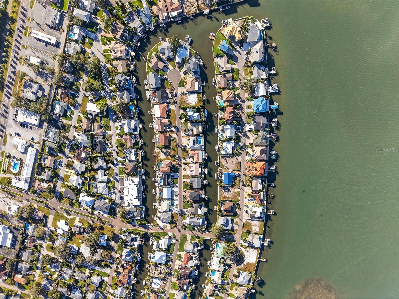 HARBOR VIEW VILLAS 4TH ADD - Residential