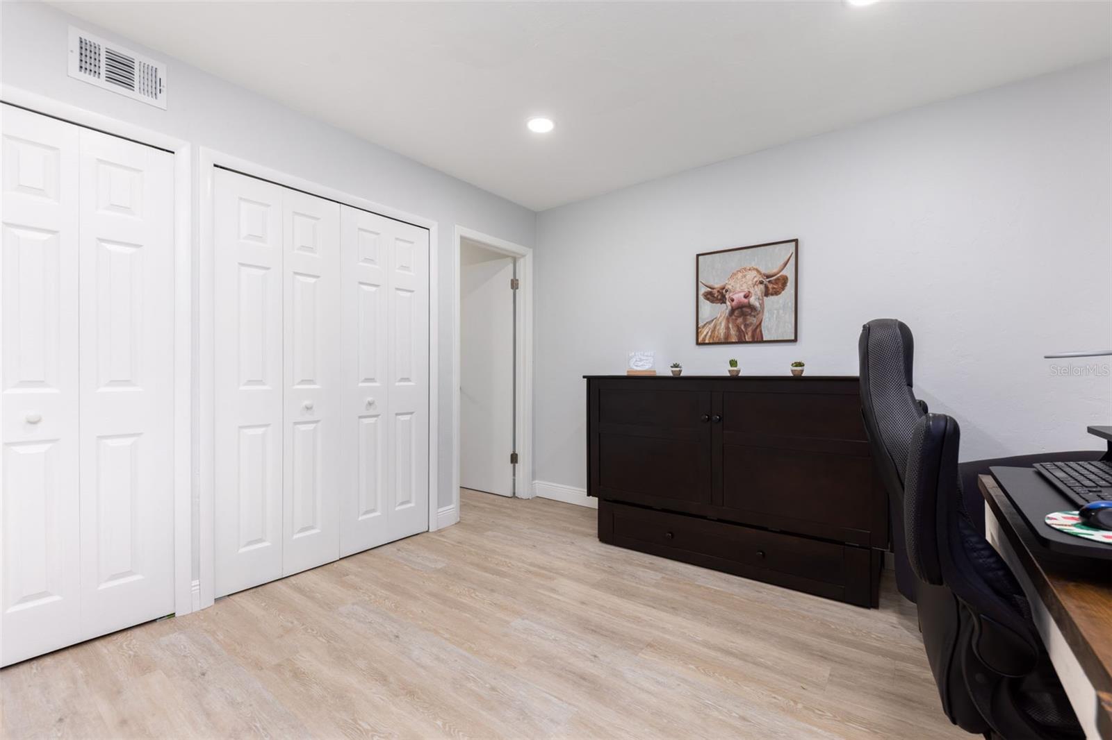 TREEHOUSE VILLAGE - Residential