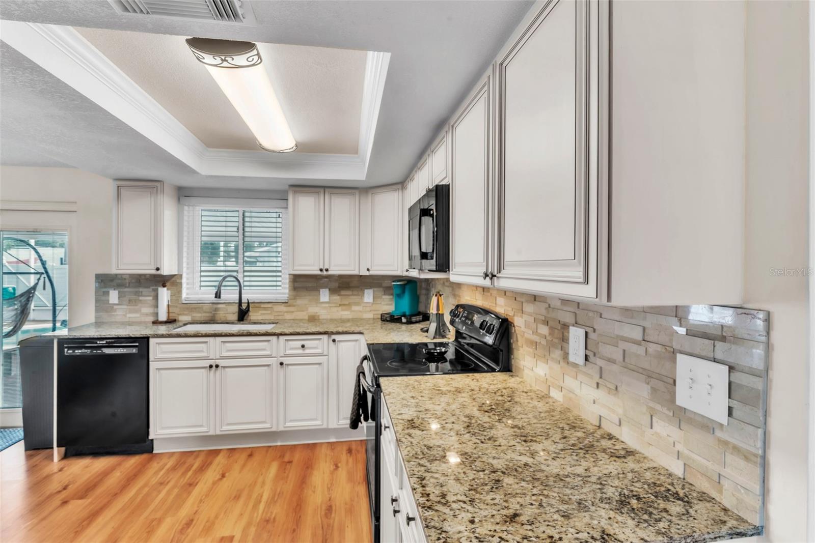 ALLENDALE TERRACE BLKS A-B-1-2-3-4-5-6 - Residential