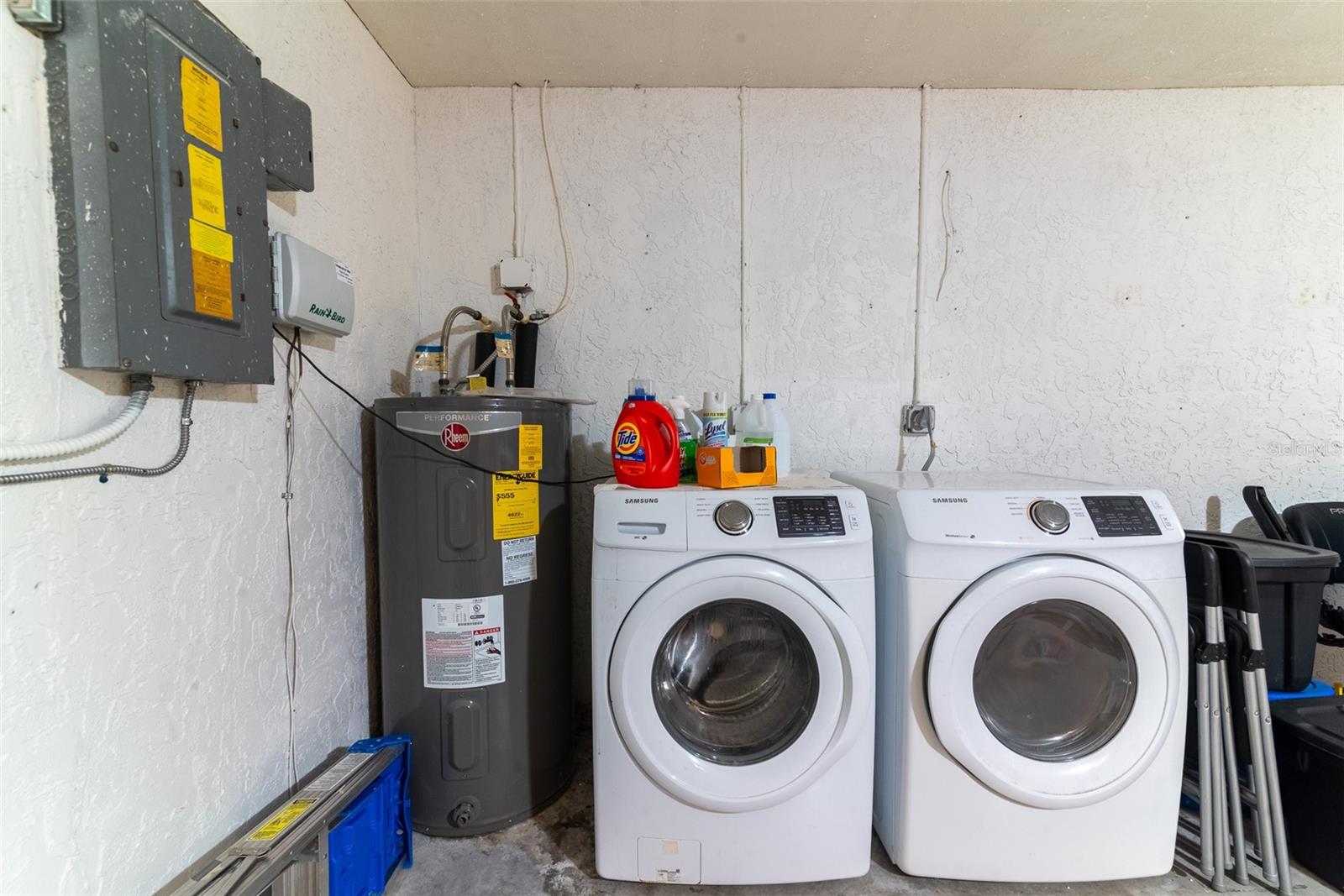 ALLENDALE TERRACE BLKS A-B-1-2-3-4-5-6 - Residential