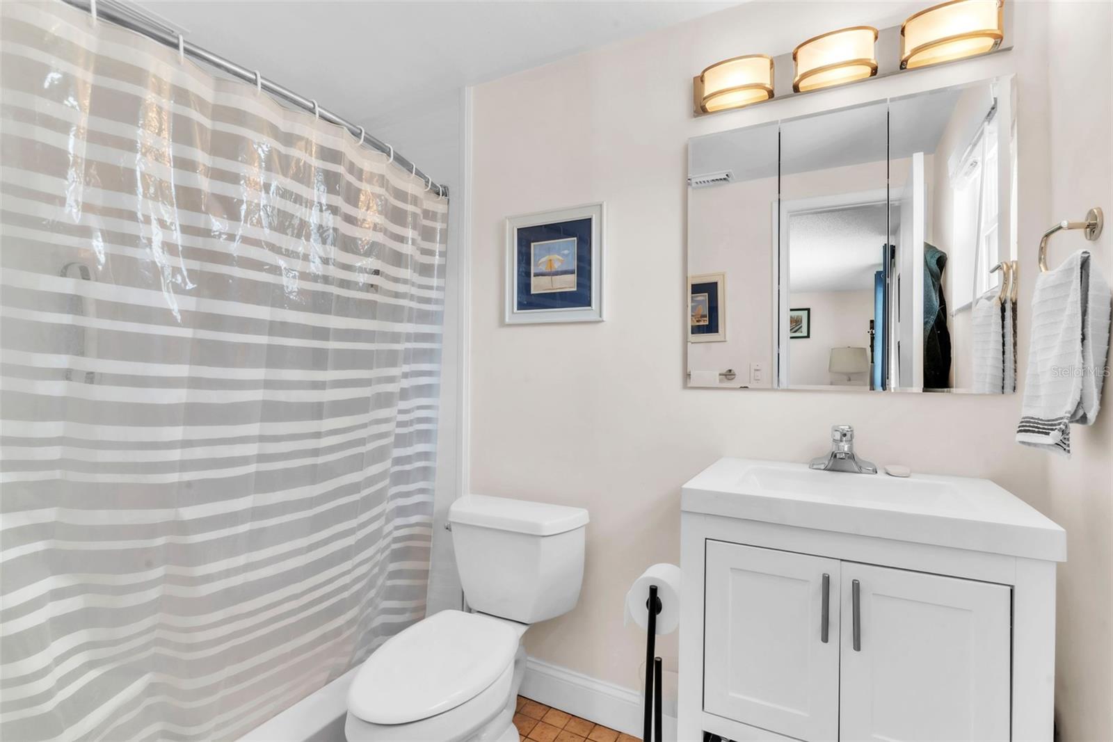 ALLENDALE TERRACE BLKS A-B-1-2-3-4-5-6 - Residential