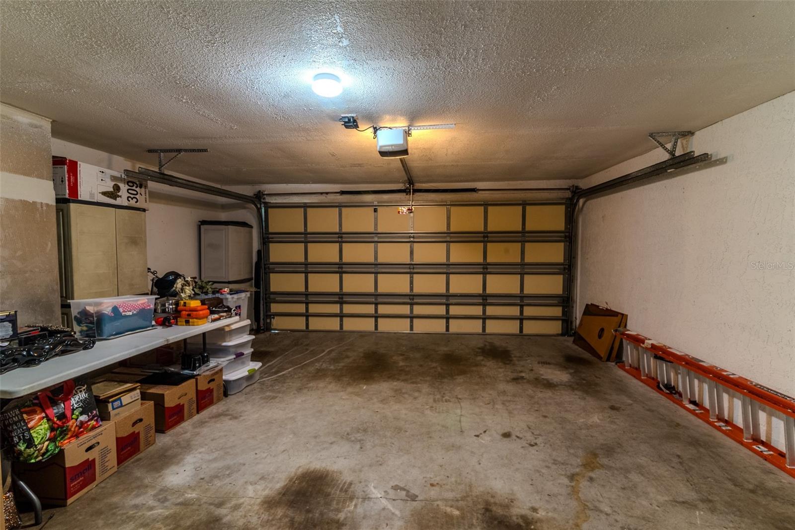 ALLENDALE TERRACE BLKS A-B-1-2-3-4-5-6 - Residential