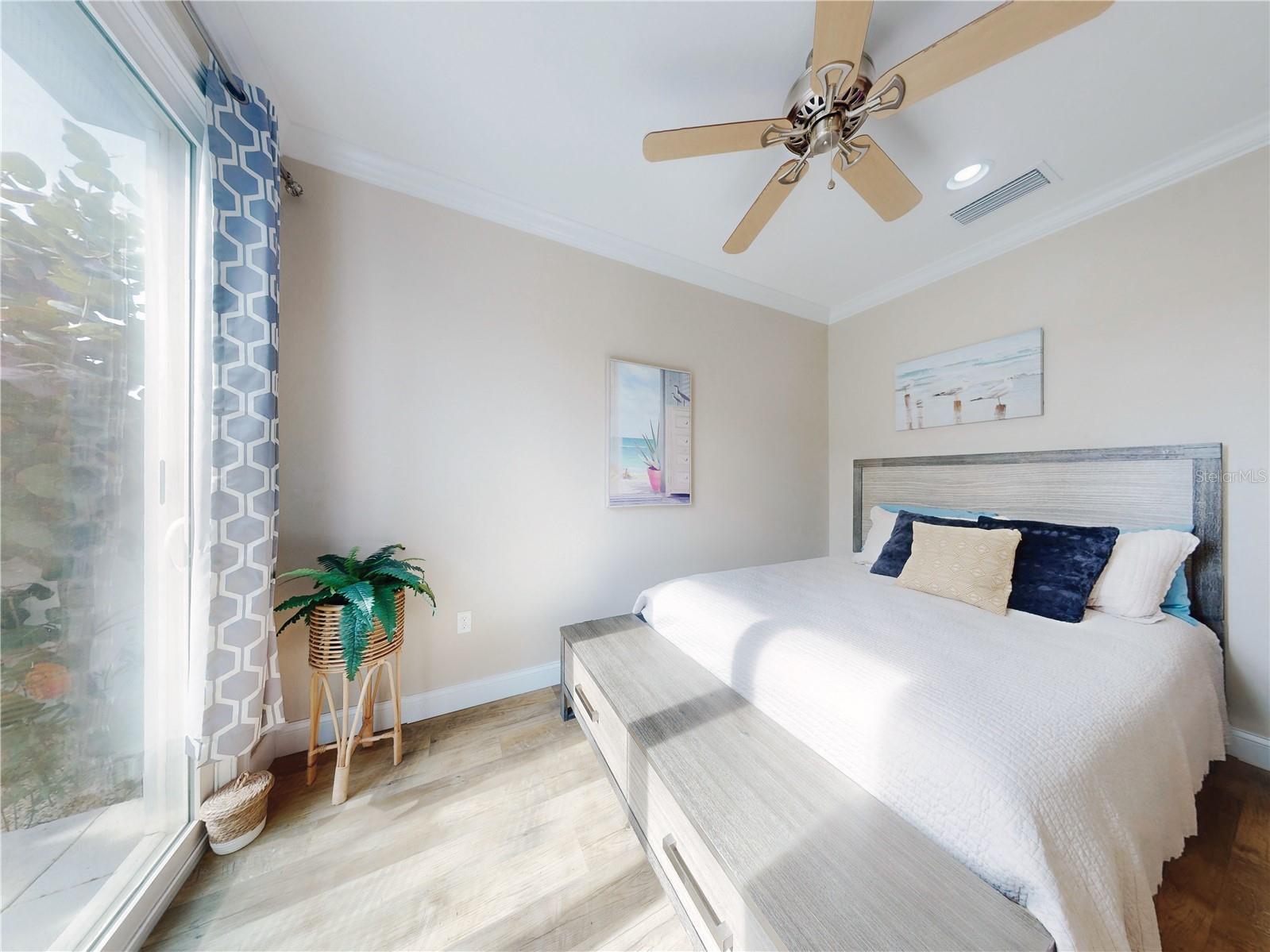 COOPER - Residential