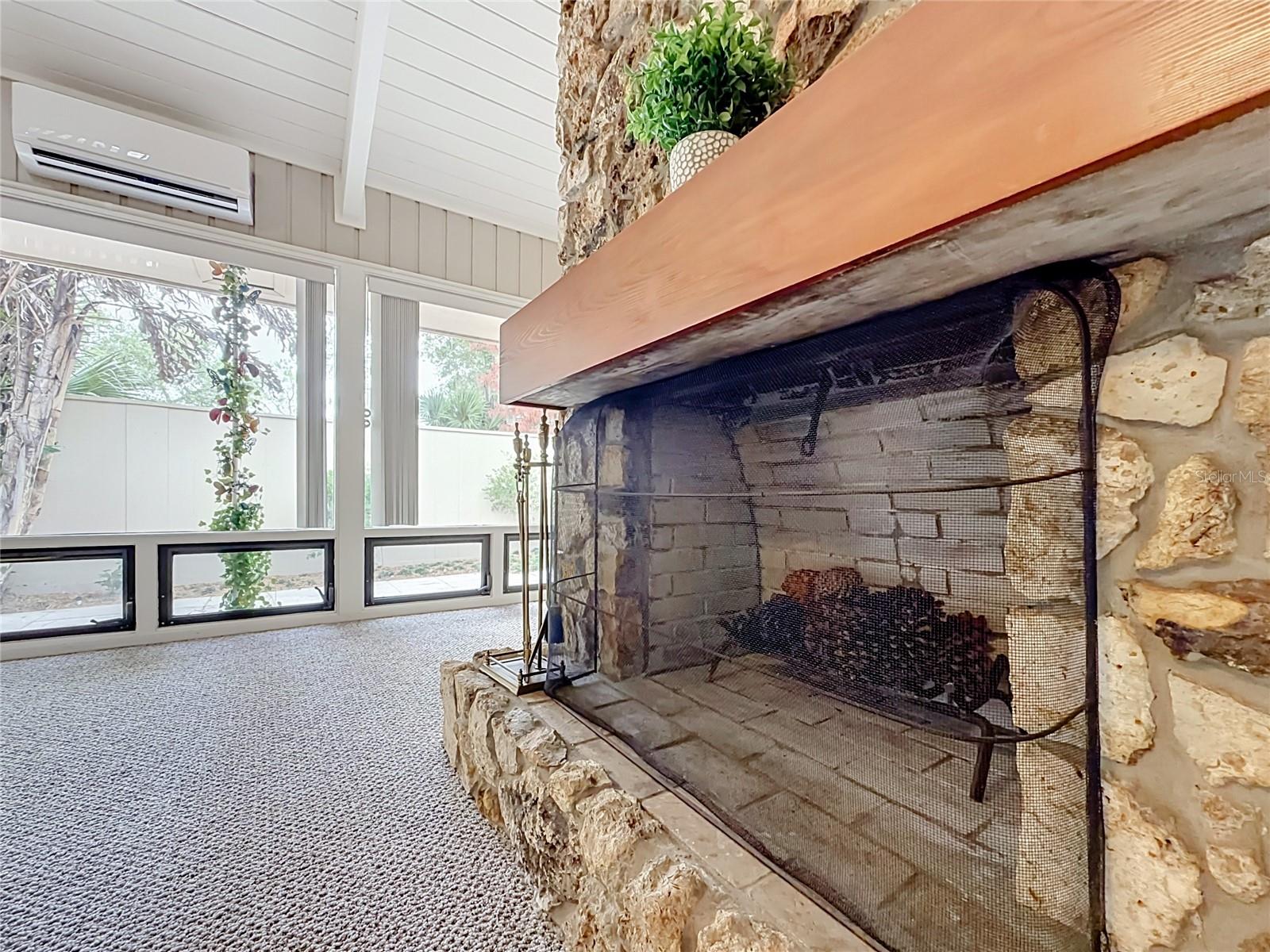 111 JUNIPER LANE