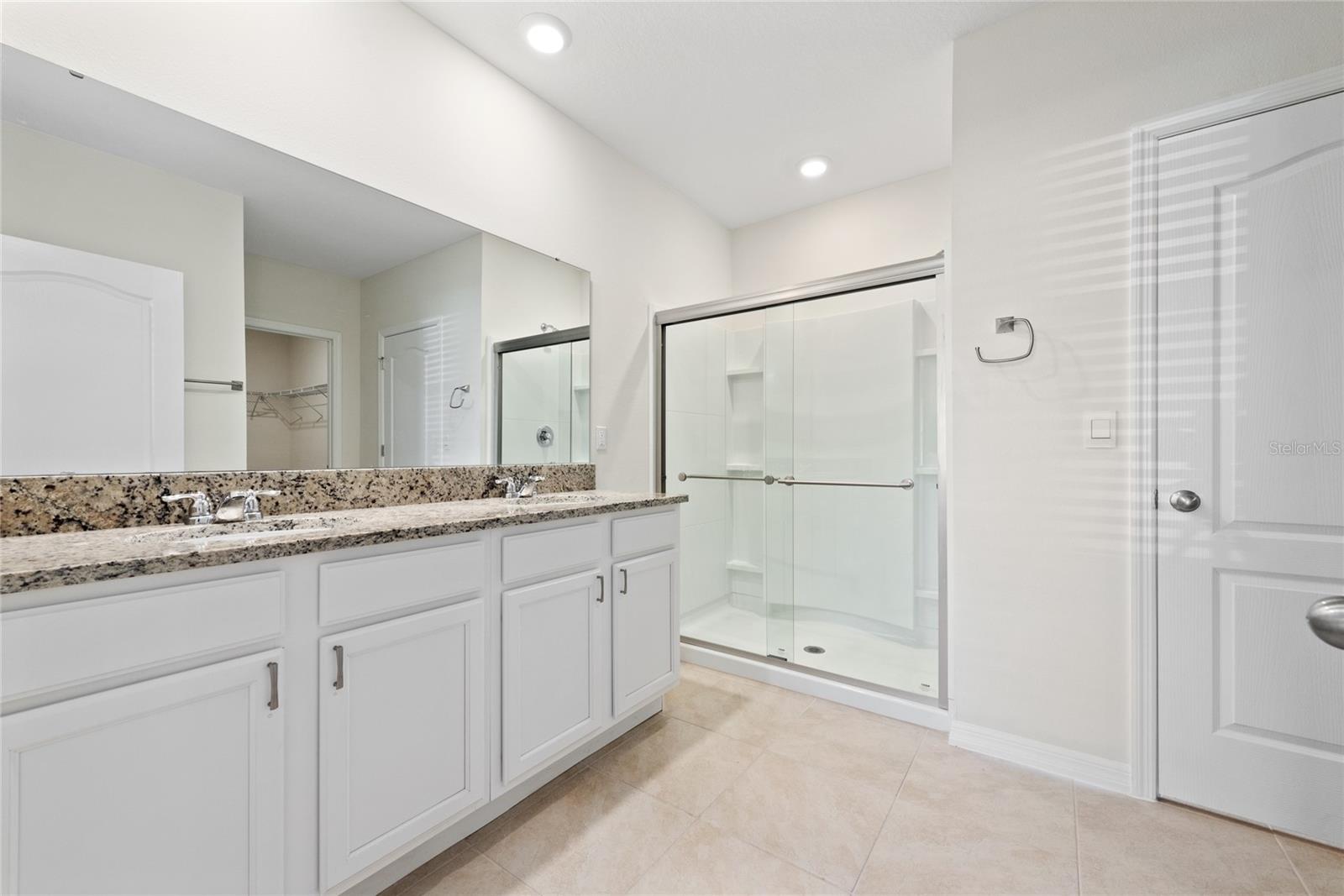 SUNCREST - Residential Lease