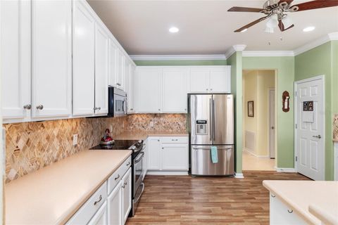 Tiny photo for 9439 SW 71st Loop, Ocala, FL 34481 (MLS # OM707565)