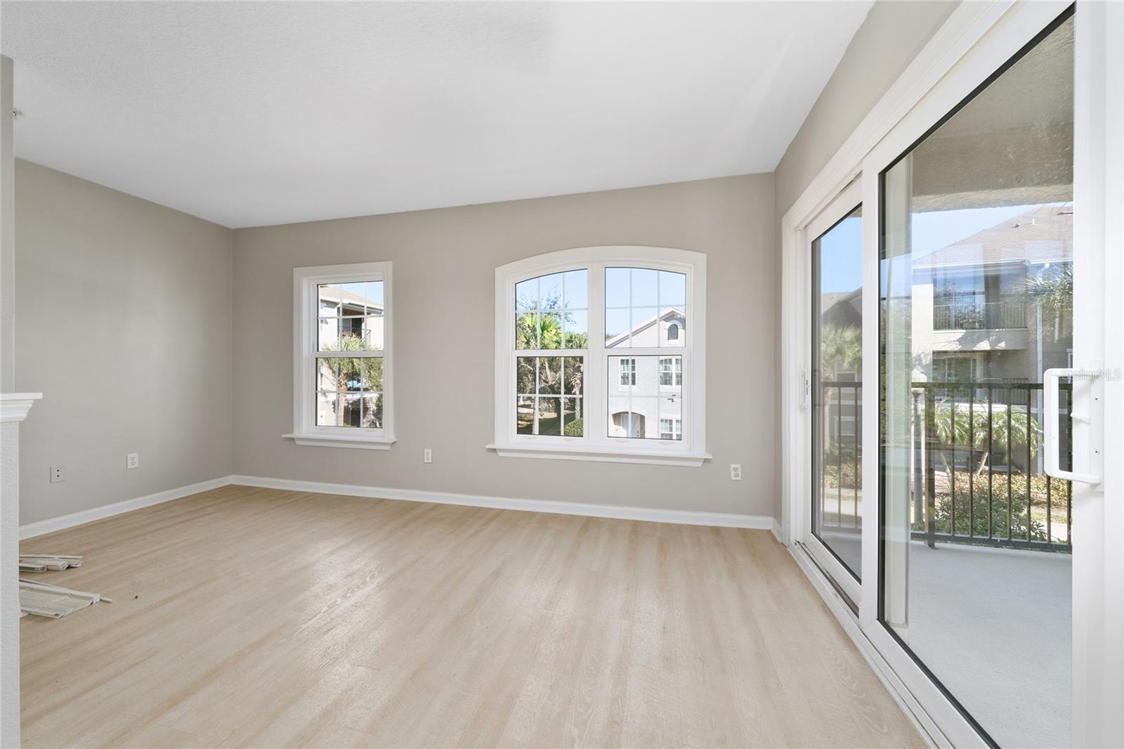 COURTNEY LNDG - Residential