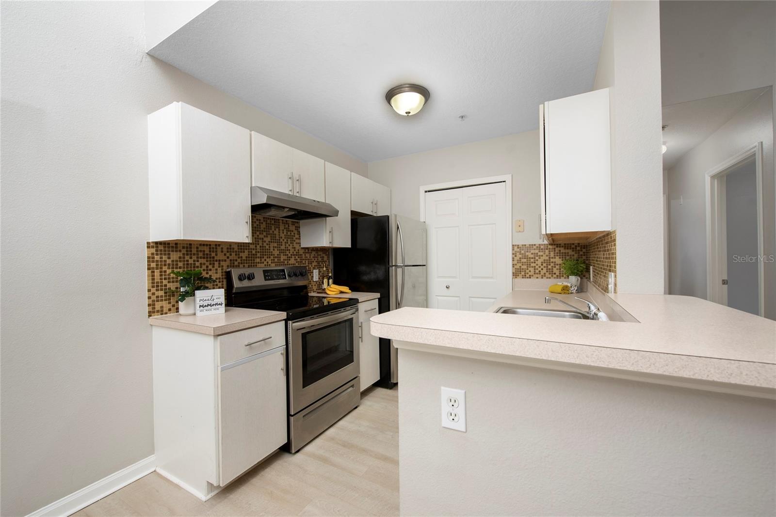 COURTNEY LNDG - Residential