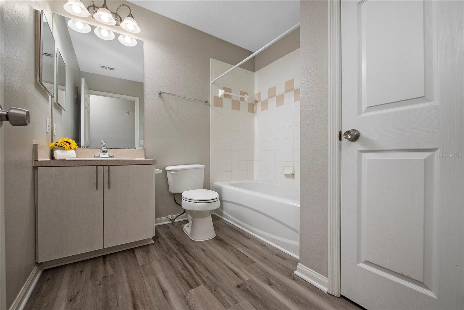 COURTNEY LNDG - Residential