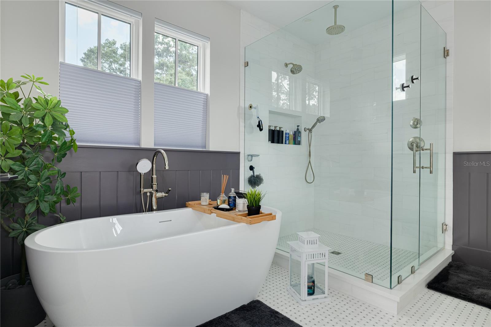 HYDE PARK - Residential