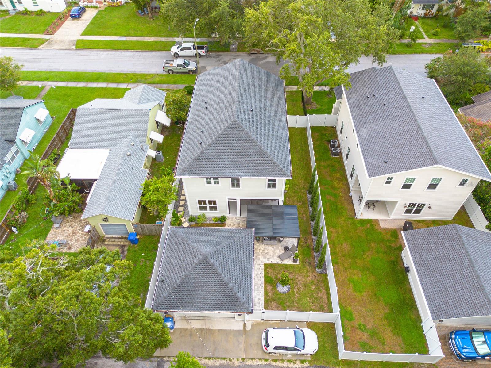 HYDE PARK - Residential