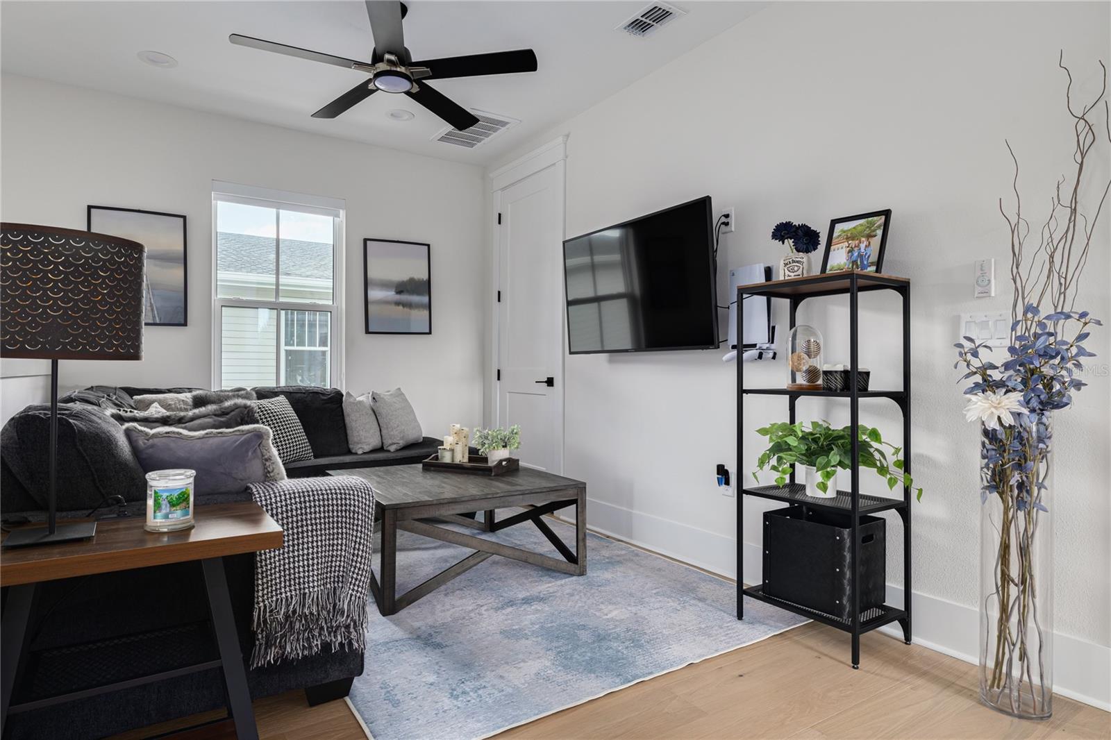 HYDE PARK - Residential