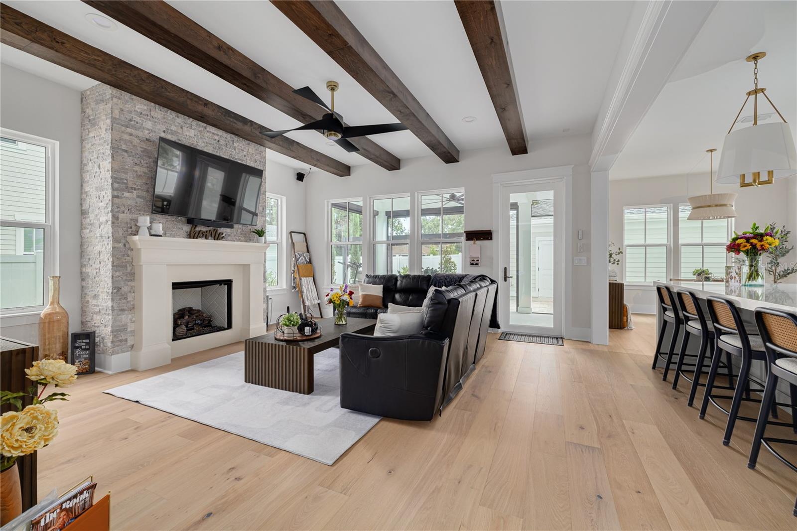 HYDE PARK - Residential