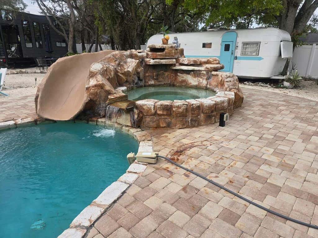 Photo of 108 W 75th Street, Bradenton, FL 34209 (MLS # W7888344)