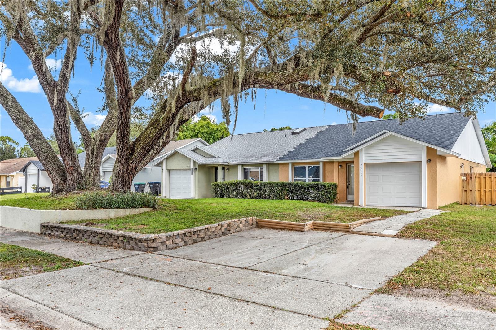 2343 PEAR TREE COURT