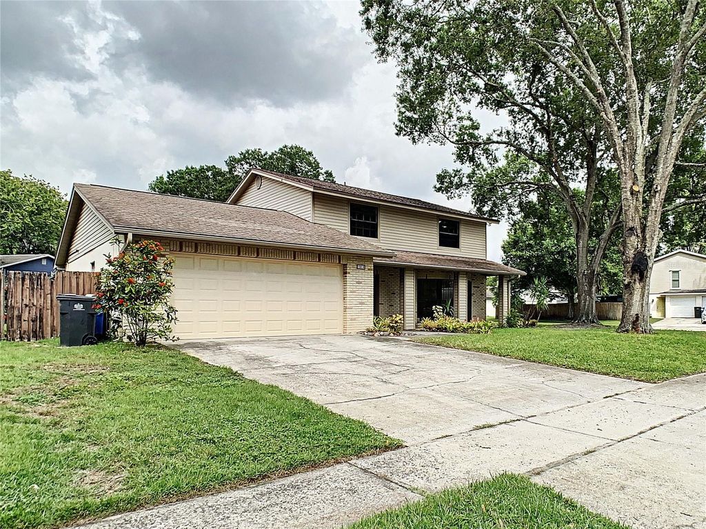 Photo of 15616 Cashmere Lane, Tampa, FL 33624 (MLS # TB8439395)