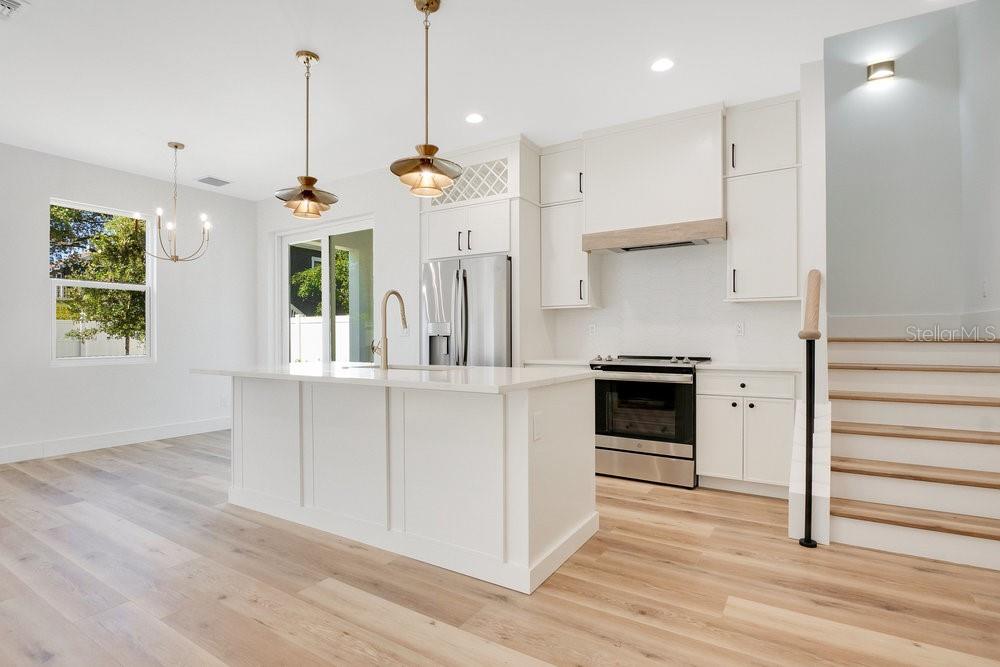 131 E GRANT