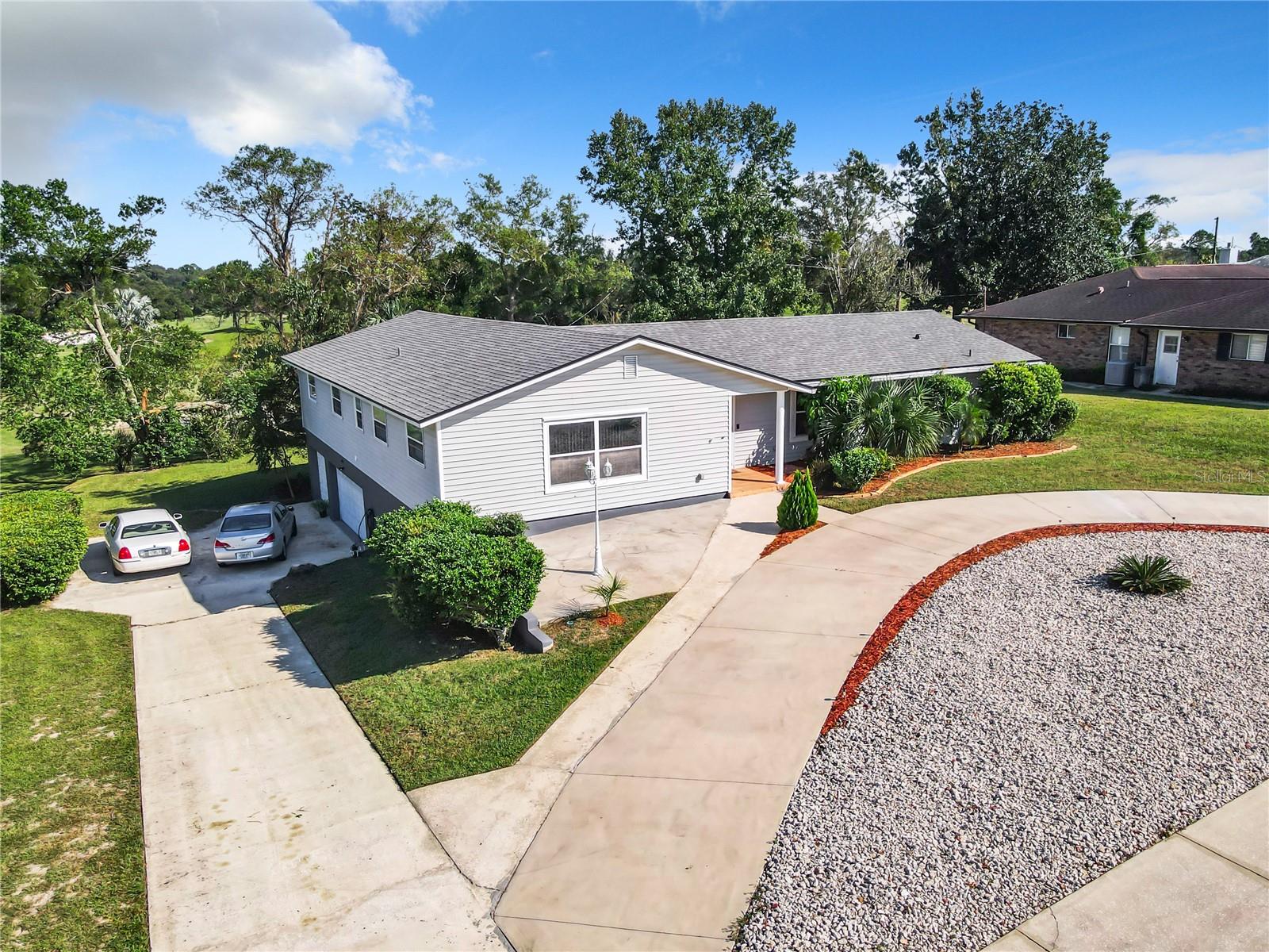 2281 E UNION CIRCLE