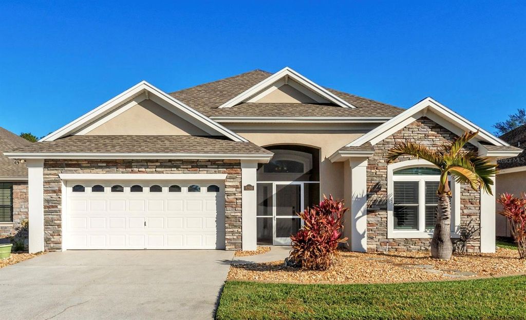 Photo of 8288 Lake James Drive, Lakeland, FL 33810 (MLS # L4958821)