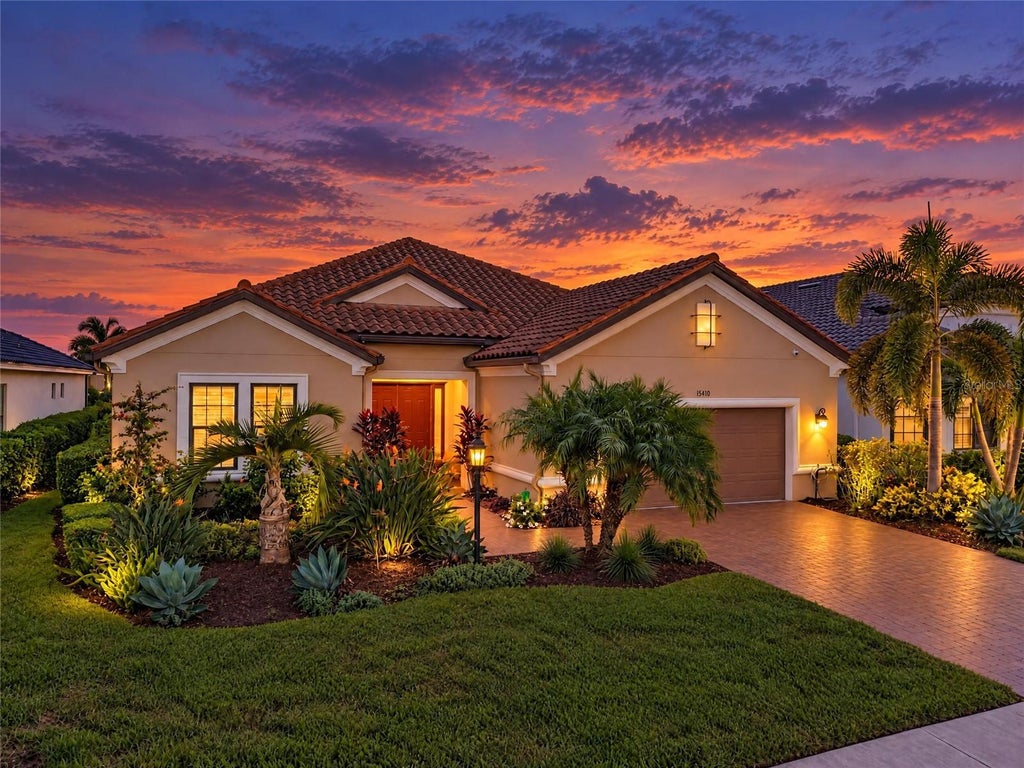 Photo of 15410 Derna Terrace, Bradenton, FL 34211 (MLS # A4709140)