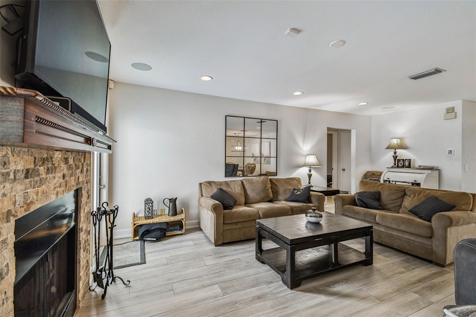 CYPRESS TRACE - Residential