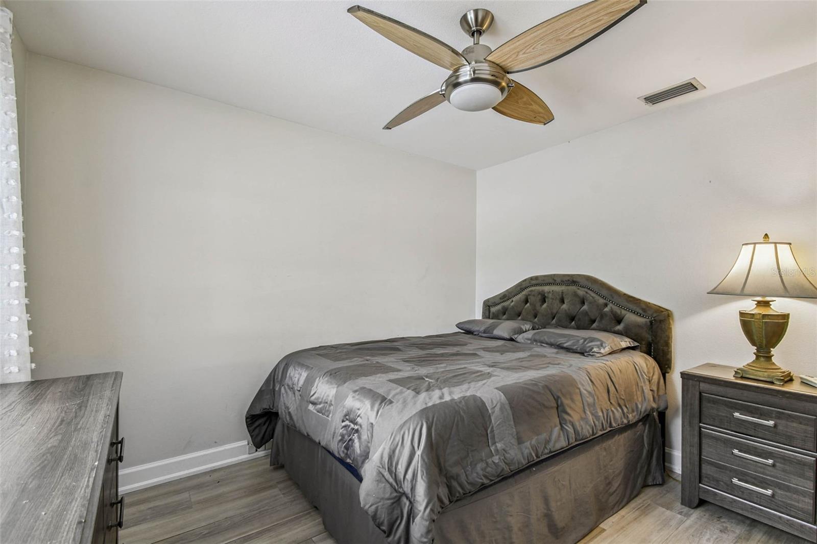 CYPRESS TRACE - Residential