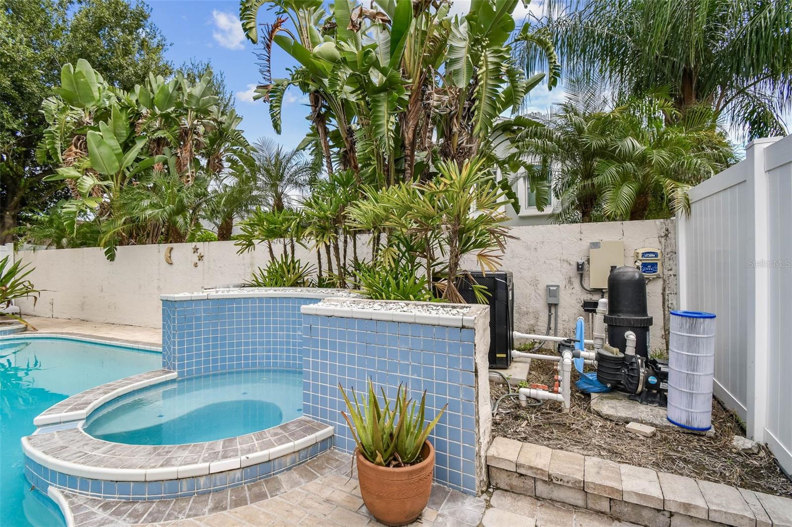 CYPRESS TRACE - Residential