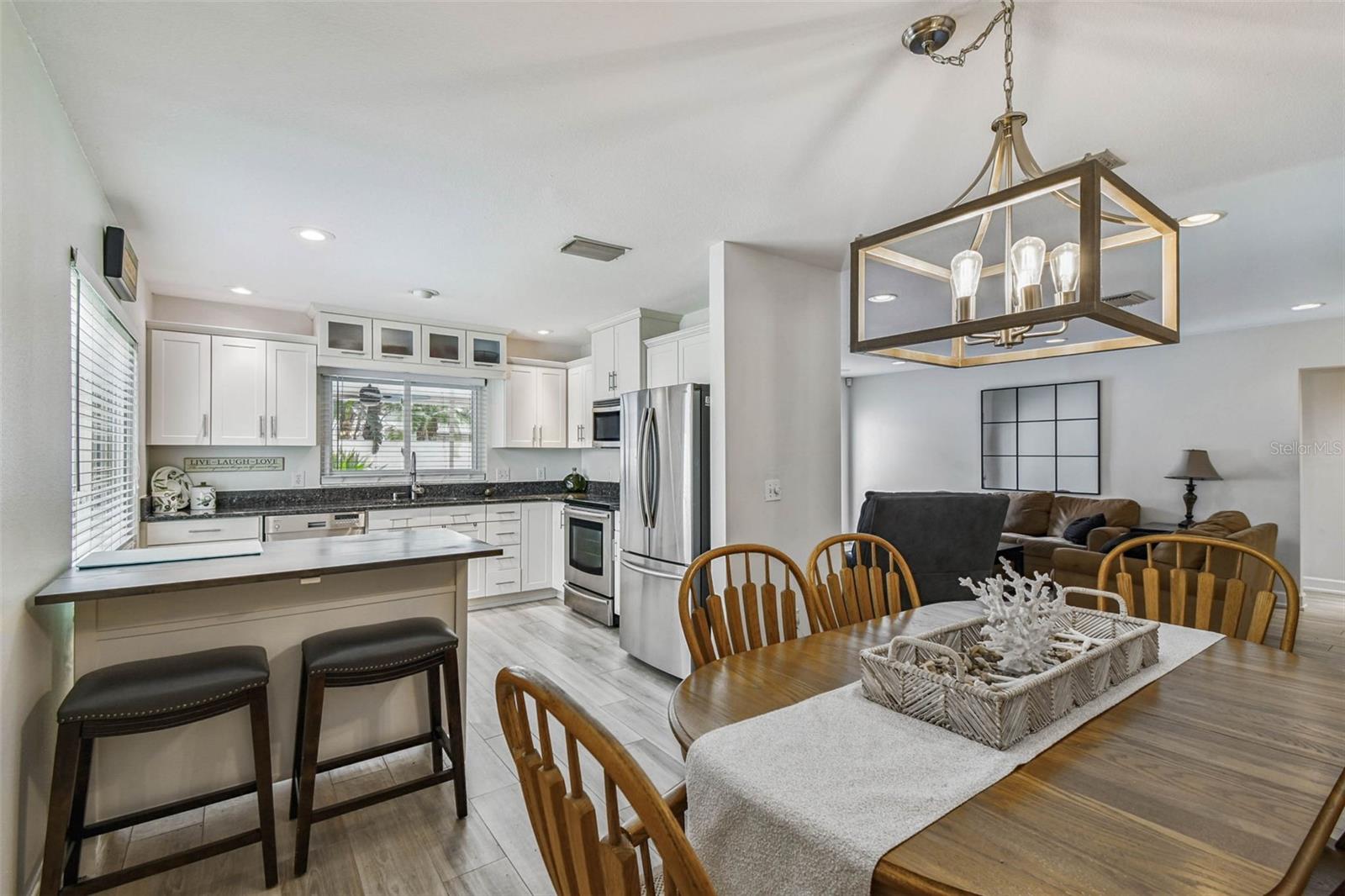 CYPRESS TRACE - Residential