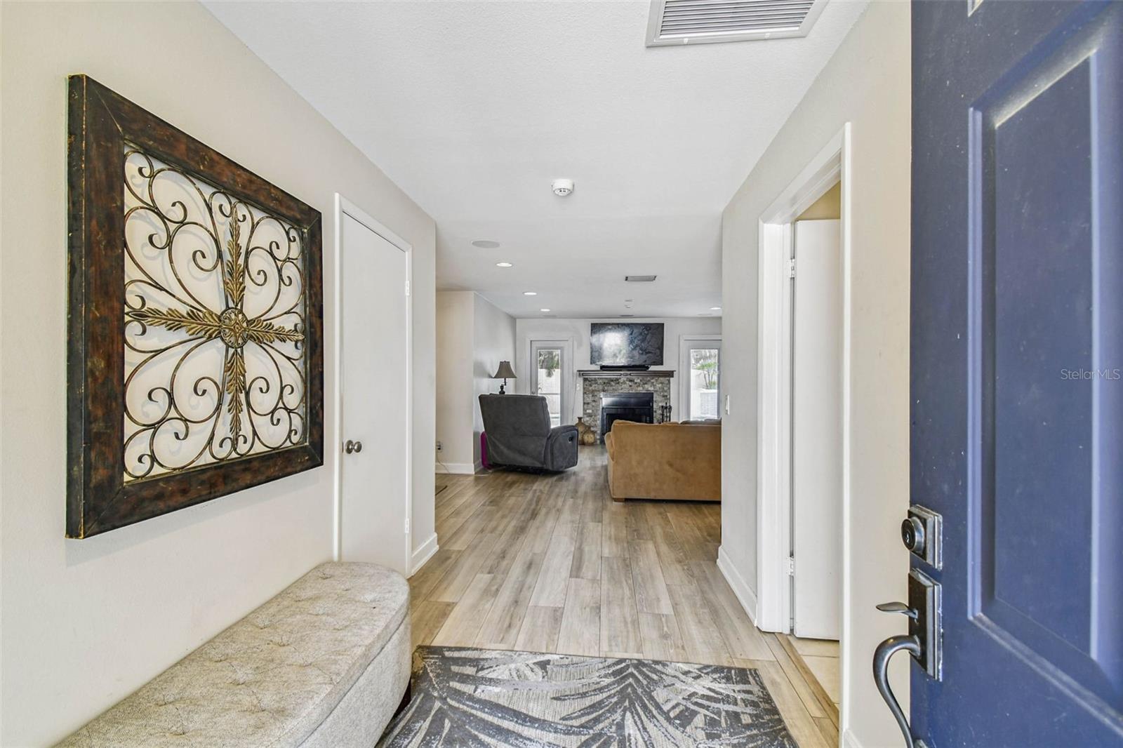 CYPRESS TRACE - Residential