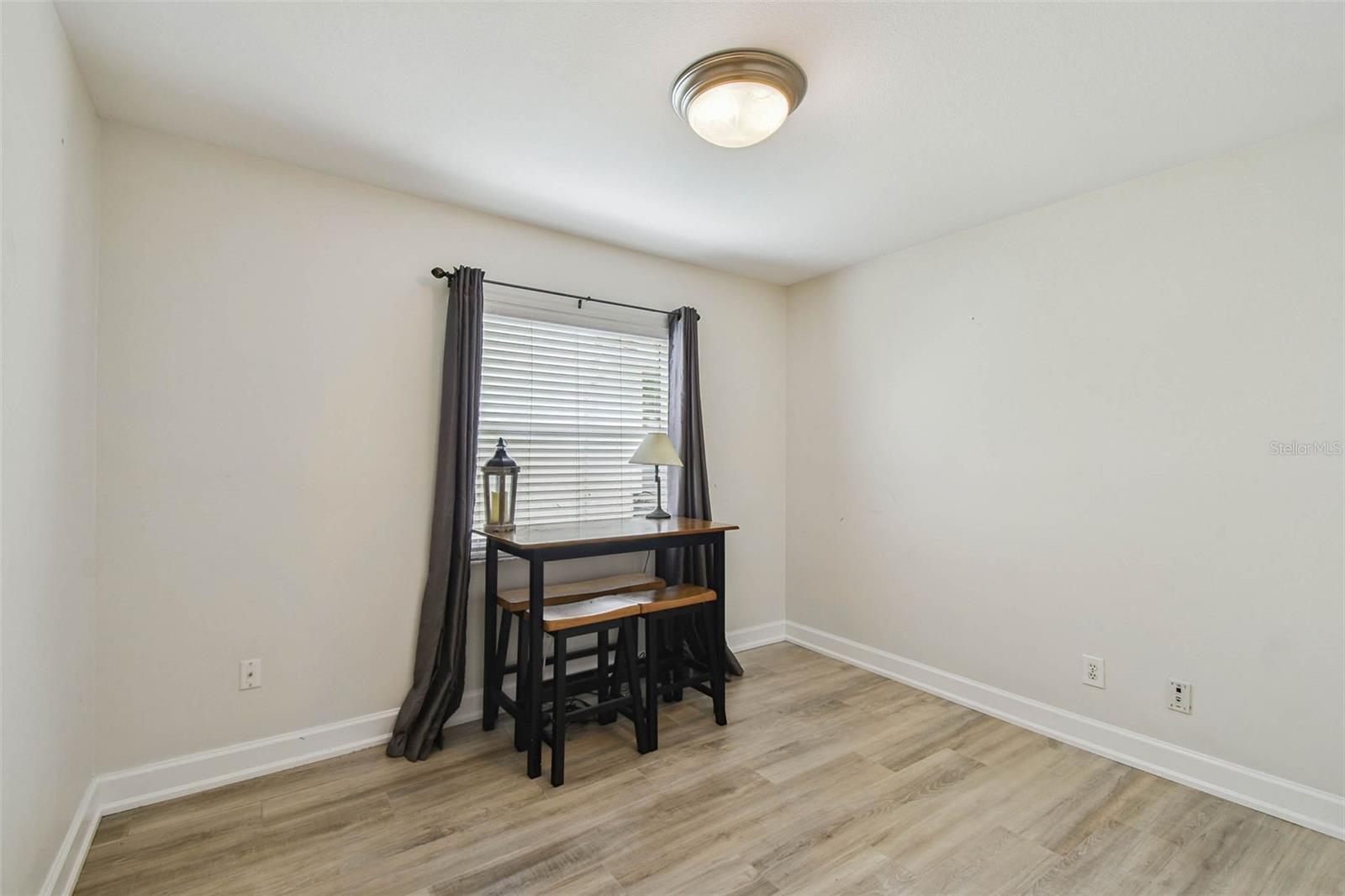 CYPRESS TRACE - Residential