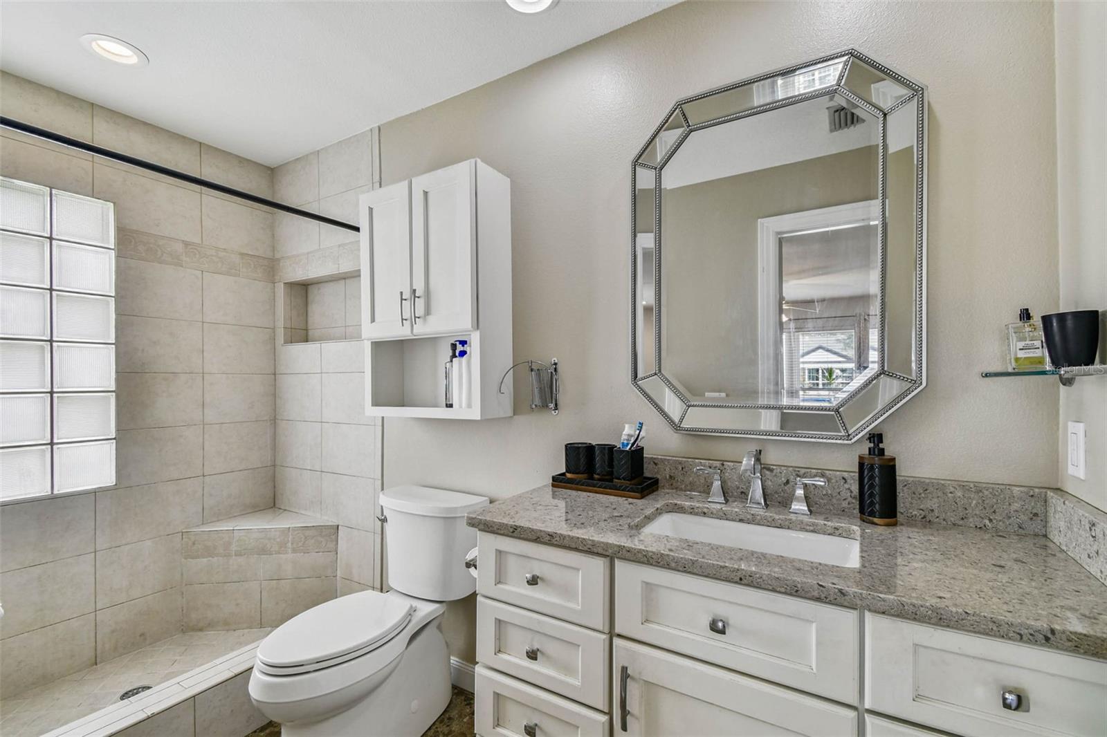 CYPRESS TRACE - Residential