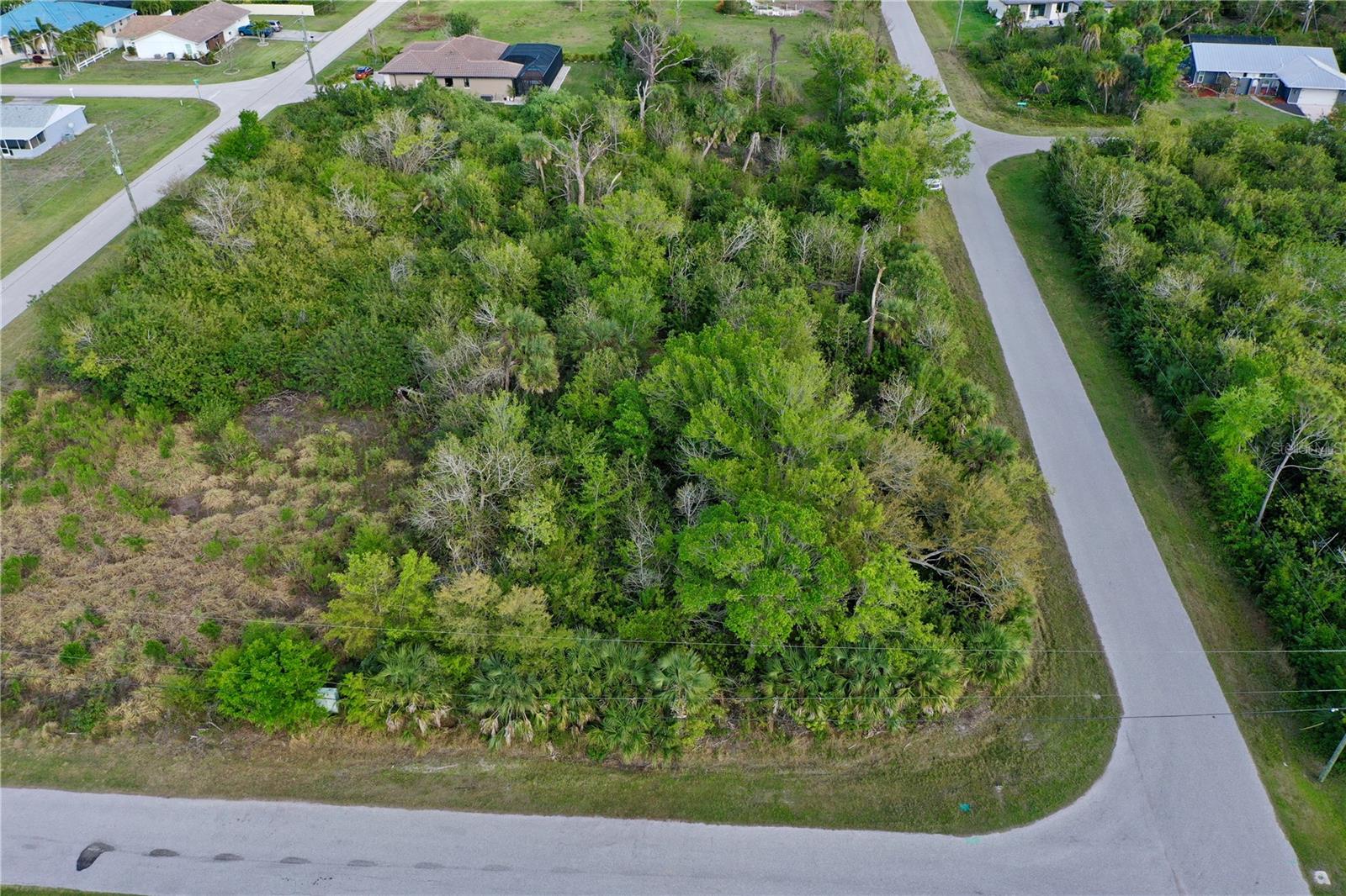 PORT CHARLOTTE SEC 052 - Land