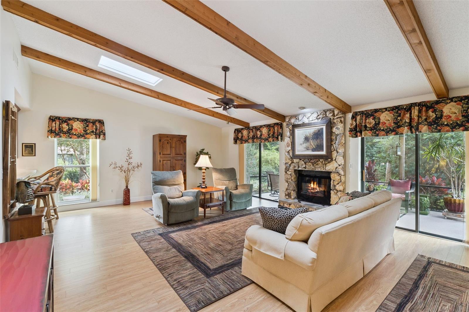 WEDGEWOOD TENNIS VILLAS - Residential